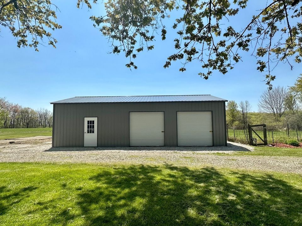 Garage-47